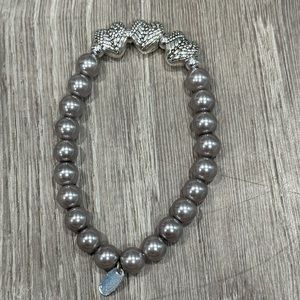 Pretty Roman Bracelet Faux Pearls Mother of Three Hearts D23